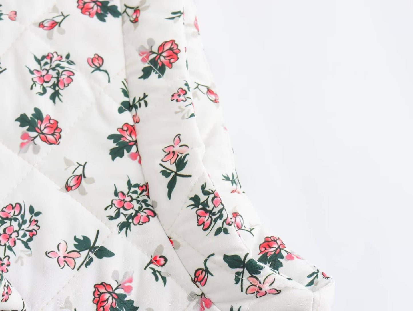 Little Rose Floral Ribbon Bow Tie Front Quilted Vest: Floral / M