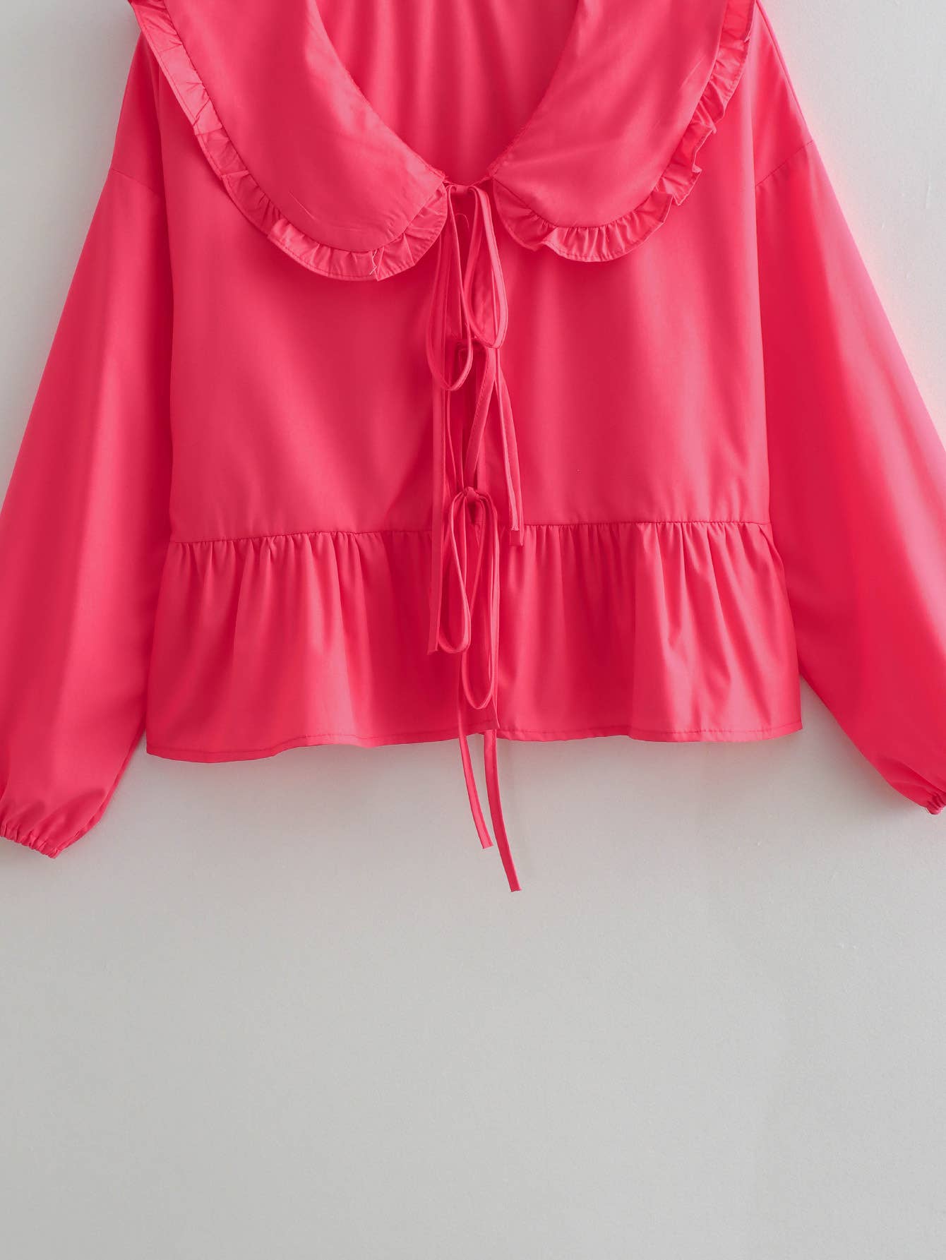 Oversized collar Ribbon Bow tied front Peplum Blouse: White / M