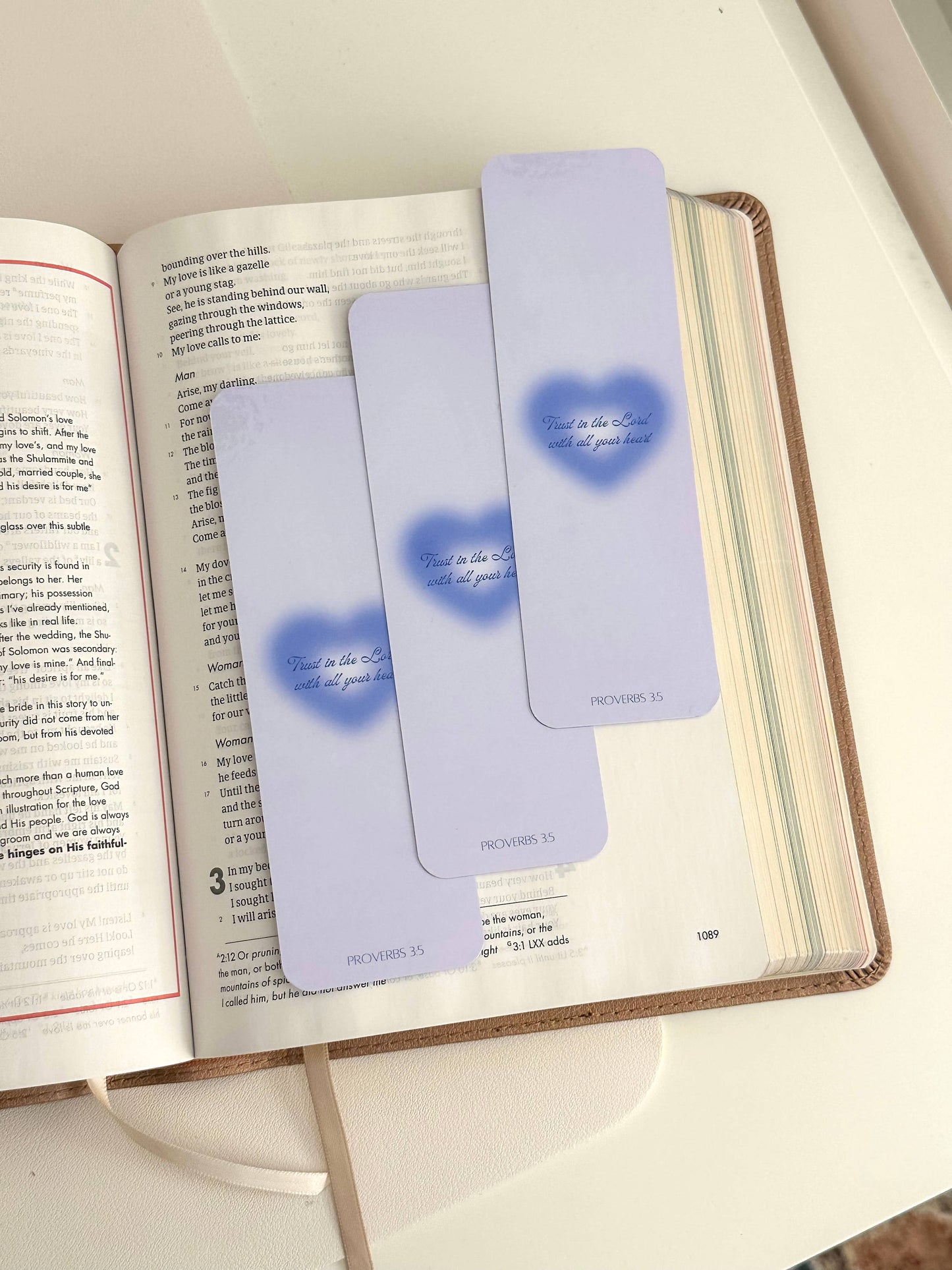 Proverbs 3:5 Bible verse bookmark: Pink