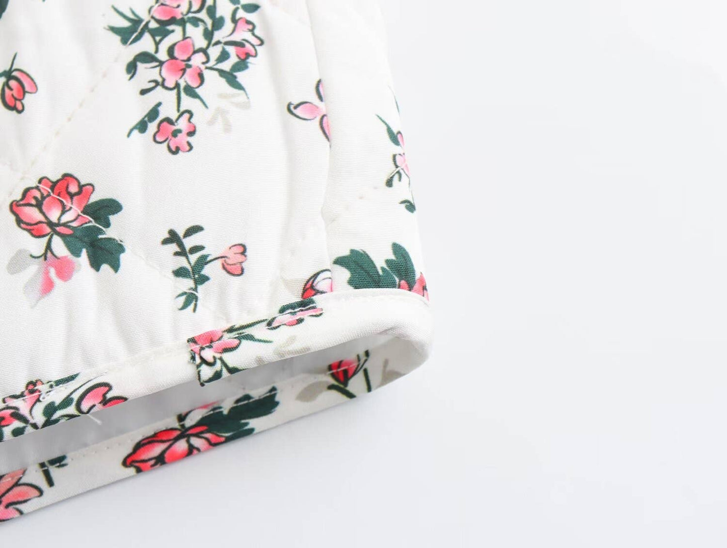 Little Rose Floral Ribbon Bow Tie Front Quilted Vest: Floral / M
