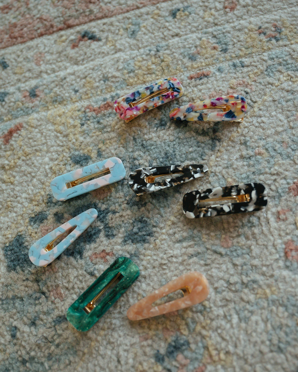 Resin hair clip pack (2)