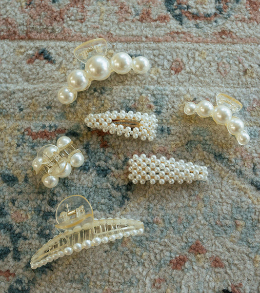 Pearl claw clip